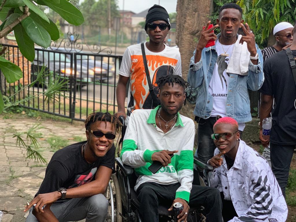 djyinkswheels's tweet photo. Oya fibadi baje hu!! Hu!!
.
@chidokeyzdavid
@Flawamuzik
@chima_wise
@ChimaWise
🙌🙌🙌
🚀🚀🚀
💯💯💯
#djyinkswheels
#wheelsboy #wheelchairboy #chidokeyz #fibadi #Fetenfiesta https://t.co/V5ZuoLal0k