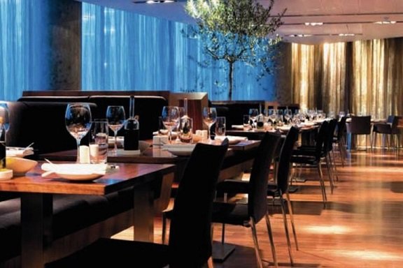 Last few days to win 2 course dinner for 2 at Collage @RadissonBham right in Birmingham city centre &amp; enjoy a unique twist on the Bristish Brasserie. Follow link to enter gastrocard.co.uk/restaurants/ra… … #MondayMotivation #mondaythoughts #Birmingham #Midlands #win #BankHolidayMonday