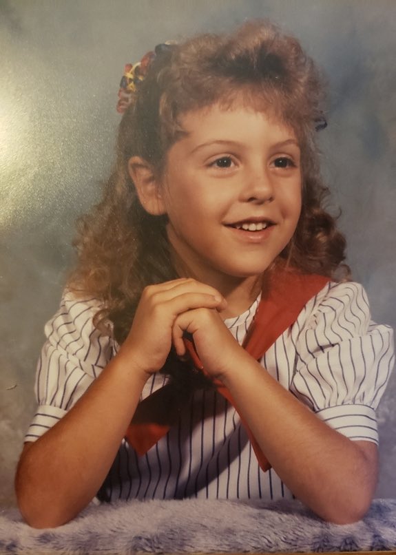 AmandaCox_Wx's tweet photo. Happy #BackToSchoolDay!! I hope all the students have a wonderful school year. @fox46charlotte is sharing back-to-school pics to celebrate, so here is my from Kindergarten. Share your pics with @FOX46News! #FirstDayOnFox https://t.co/FcTsfWT5UV