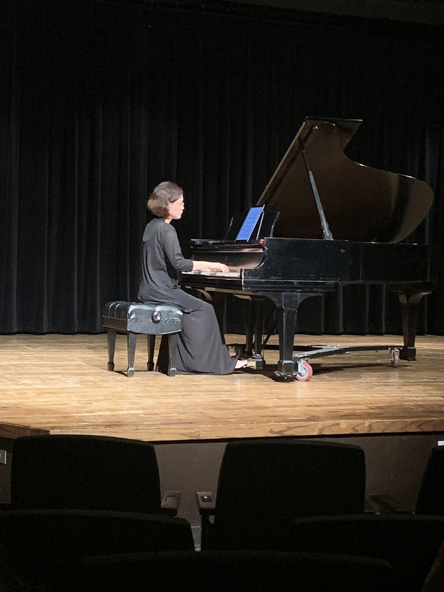 dcwpa's tweet photo. Dr. Sojung Lee Hong performed in the Thulin Auditorium yesterday afternoon. She played a variety of pieces that included Bach and Mozart Dr. Hong closed the evening with “Jesus Loves Me” and “How Great Thou Art”. The music truly blessed all who were in attendance. #JudsonAwesome https://t.co/KWpESOIAop