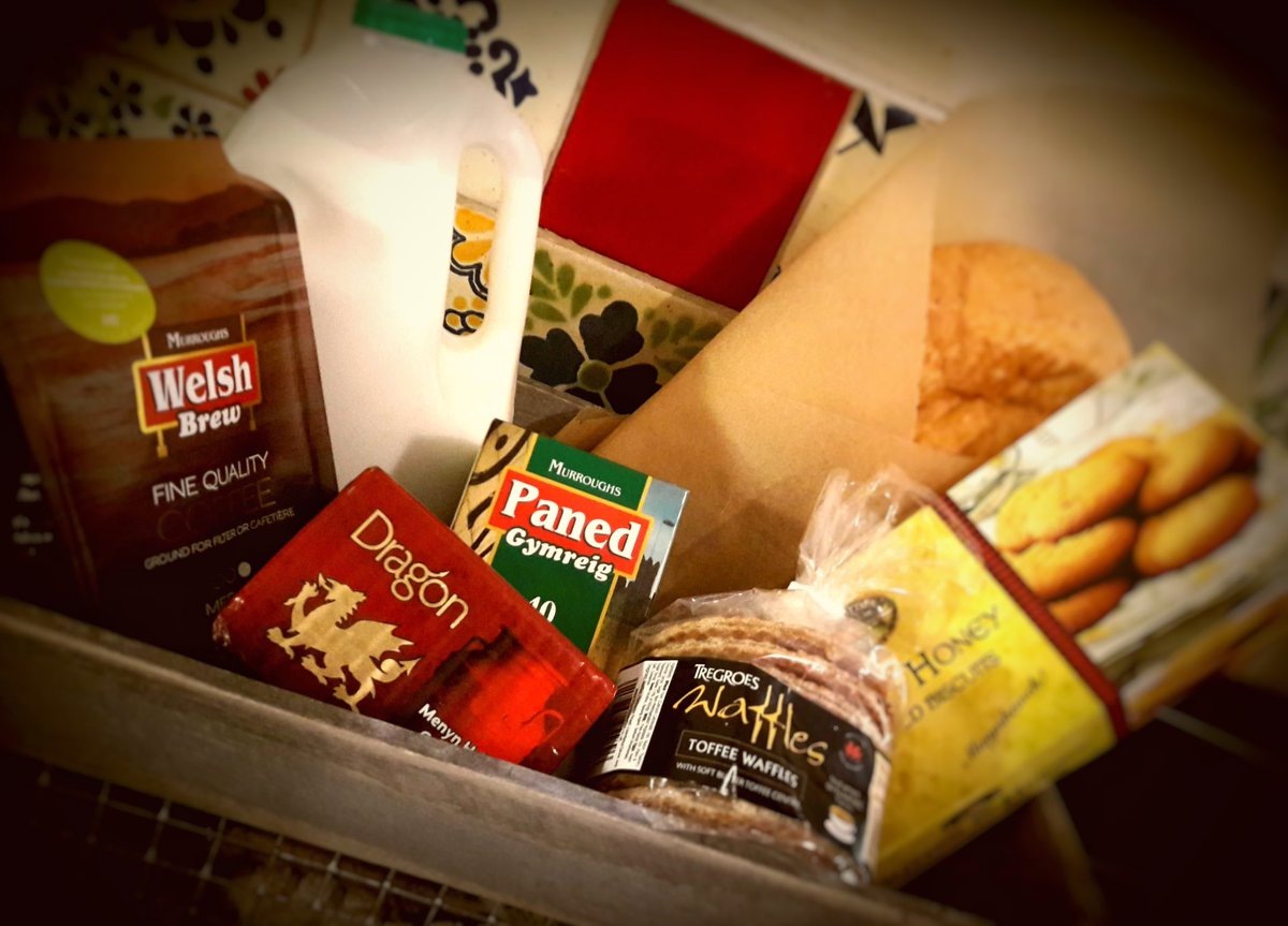 Under the Oak Glamping tweet media