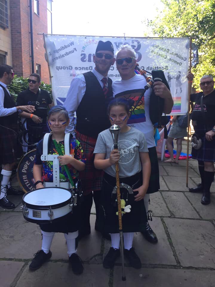ManchesterComPB's tweet image. Great day @ManchesterPride on Saturday. Thanks to the @GayGordonsMcr and Oldham Scottish for letting us join you.