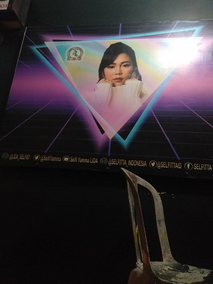 #SelfiIsBackToDstar
<a href="/SelfiYammaLIDA/">Selfi Yamma LIDA</a>