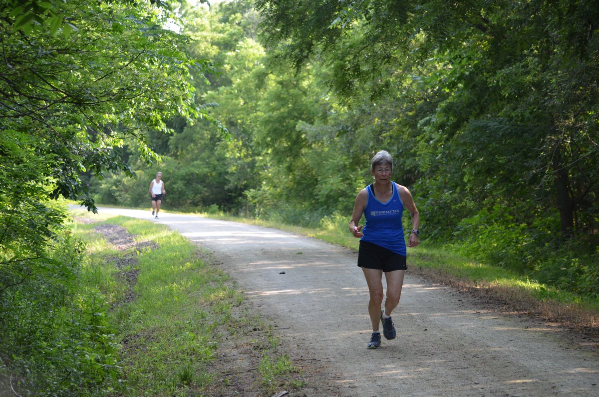 Stuck inside on this rainy day?  It's the perfect day to register for our events on Sept. 7:
☑️Pony Express Half Marathon &amp; 5K:  runsignup.com/Race/KS/Marysv…
☑️Pony Express 120 Gravel Dash:  bikereg.com/ponyexpress120…