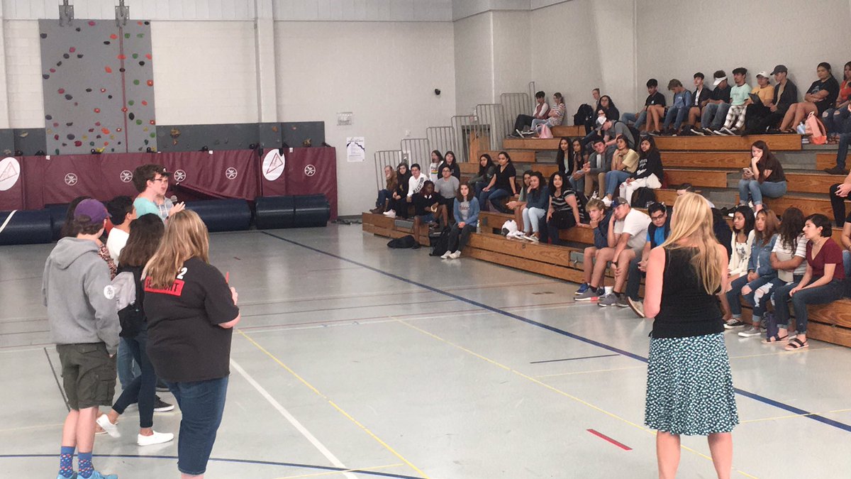 arbuckle73's tweet photo. The @RogersNTHS student attendance committee revealing to our Senior class the action research project they have undertaken to improve student attendance for themselves & their classmates! #ReflectiveQuestion https://t.co/Bb32MoERsA