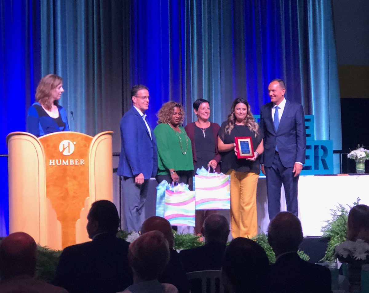 l_salemwiseman's tweet photo. Proud of Humber’s #CICE facilitators for winning the Extra Mile Award at the President’s Breakfast!!! Go Team!!! 👏🏻 #BreakfastatHumber https://t.co/rRugNY9TgB