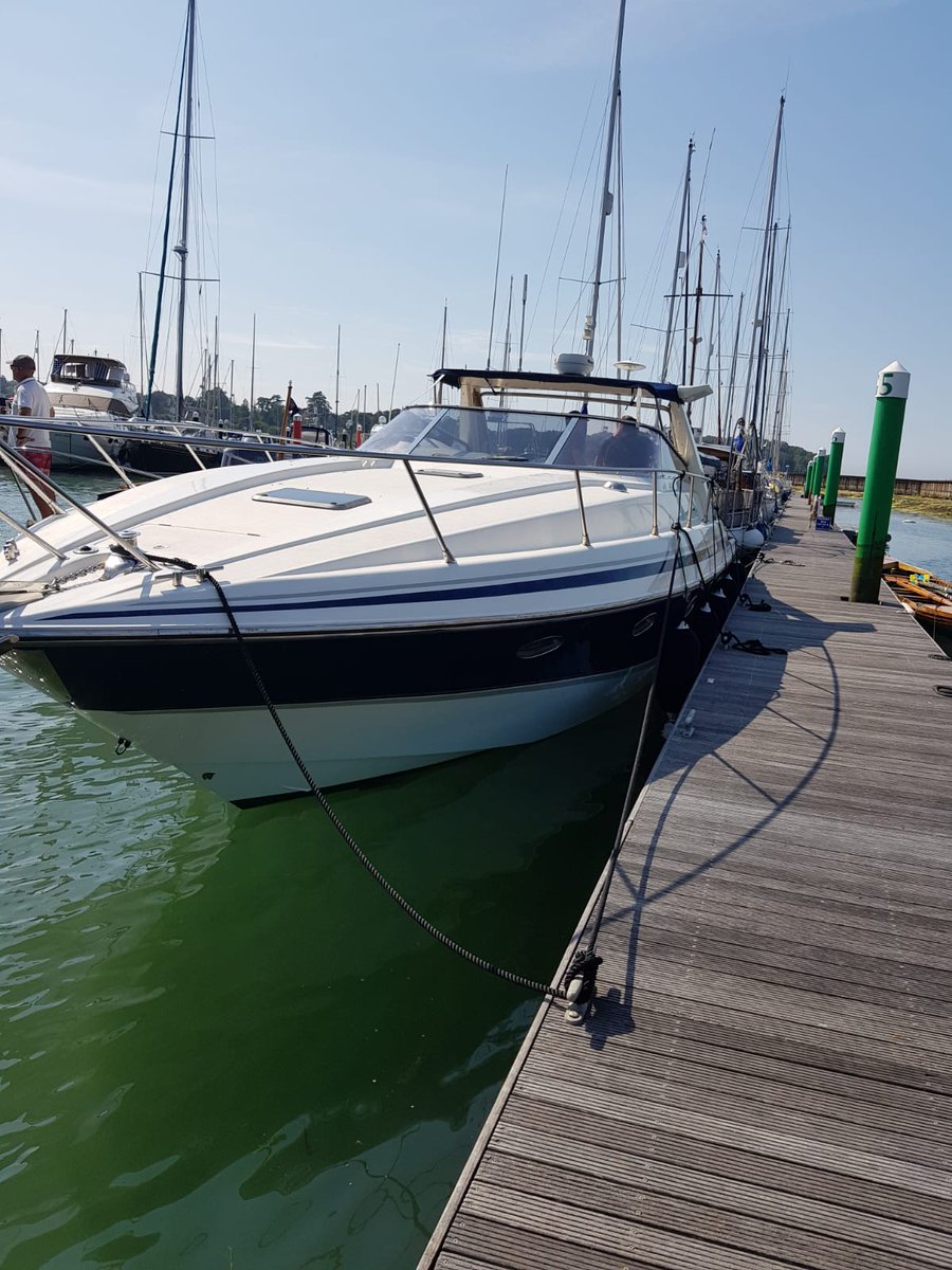 Tasked to Yarmouth Harbour this afternoon to assist the @RNLI lifeboat with a 45' Sunseeker after it hit Goose rock. All ok onboard and safety advice given.