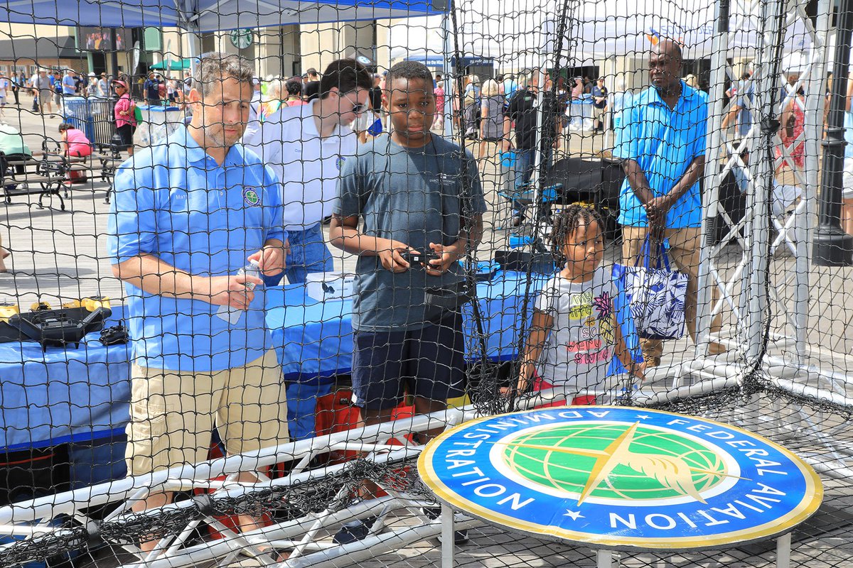 FAANews's tweet photo. Our #FAA Tech Center experts helped #AviationFans fly #drones safely, learn about hydrogen fuel cell powered motors, and use balloon races to understand how rocket engines work at the #ACAirshow2019. Learn how the FAA supports #STEM &amp; #AVSTEM at https://t.co/86eJqgsBY0. #FlySafe https://t.co/YjFaJw5mhV