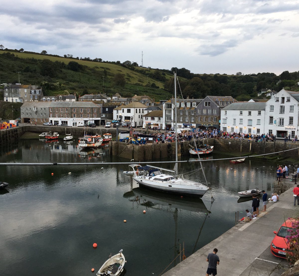 Last night of the quay concerts #MevagisseyMaleChoir