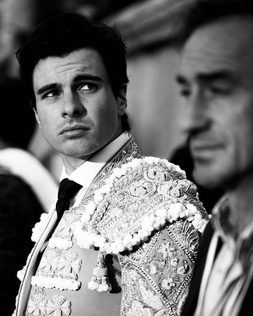 La lealtad tiene un corazón tranquilo y es incuestionable. 👊🏼 #mimaestro <a href="/7manolosanchez/">Manolo sanchez</a>