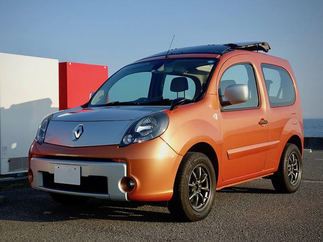 In conjunction with  @itsvantime we present a Renault Kangoo Bebop on Wats ( http://www.rs-watanabe.co.jp/hasegawa-kwk4mg/)