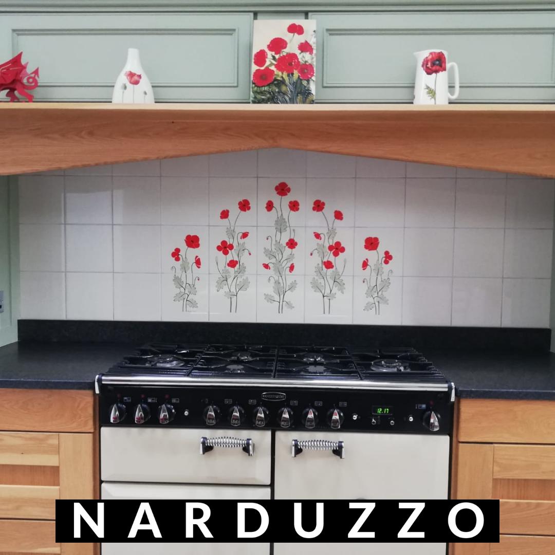 A beautiful design to accentuate the heart of the home. 

#kitchendesign #kitchendecor #kitchenremodel #kitchencabinets #kitchen #kitchensofinstagram #hiddensockets #kitchenisland 
#kitchenremodel  #oakdesign #rangecooker #patternedtiles

narduzzo.com
01633 858097