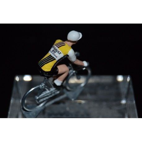 Petitcycliste's tweet photo. Le Tour d'avant! #TDF2019 #TDF19 Renault  - Petit cycliste en metal - Petit cycliste https://t.co/QLTfSDbL9n #ColoradoClassicPro #WeRide #Vuelta2019 #LaVuelta19 https://t.co/d4lvSjaKF8
