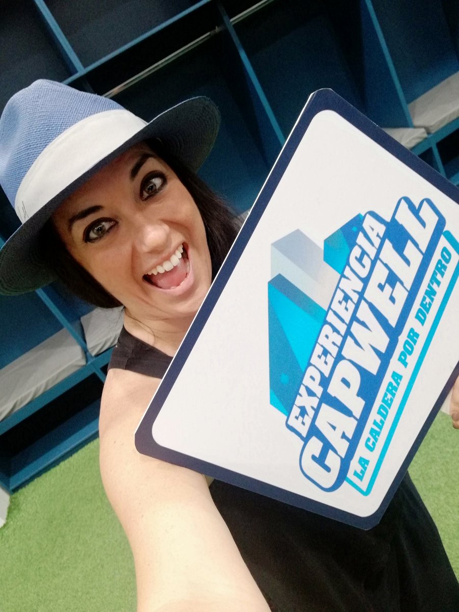 gabymoreano's tweet photo. @expcapwell 💪🏻💙👌🏻 LO MAAAAXIMOOOO!! Conocer todo el. Estadio 😍 recomendadisimo senores! ! Salas de prensa, Salon Internacional, camerinos, cancha 💙💙💙 #teamoEmelec #porsiempreazul #azulhastalacabeza #ecuaandinohats #Emelec #toquillaStraw #EmelecHats @EcuaAndinoHats @CSEmelec https://t.co/4HLEoUwOGR