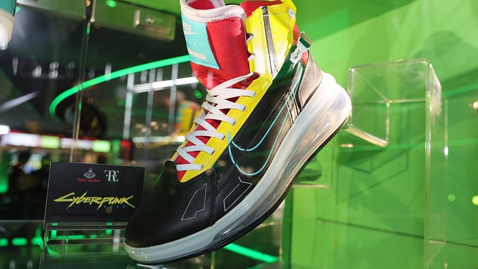 MissingN_'s tweet photo. Enamórate de estos tenis de Cyberpunk 2077 personalizados por #Frecustoms | https://t.co/yQv0CgiNTa https://t.co/j10qWDhax8