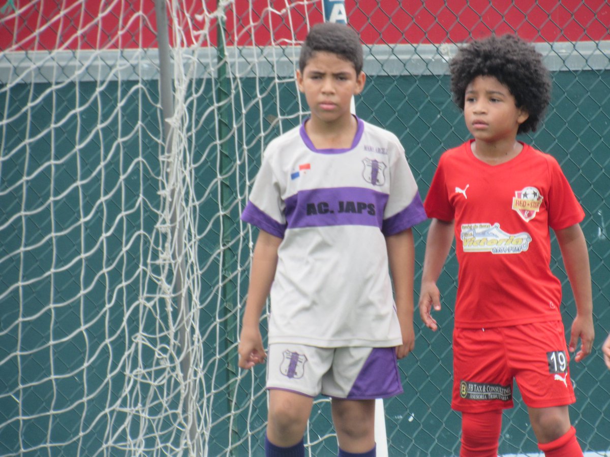 PromesasdelO's tweet photo. #PromesasDelOeste2019 Academia Redstars vs Academia JAPS.

🏟️ Sky Soccer, @lasanclasmall
📄Categoría Sub10
🏆Final Reprogramada https://t.co/tr2ws7VVCW