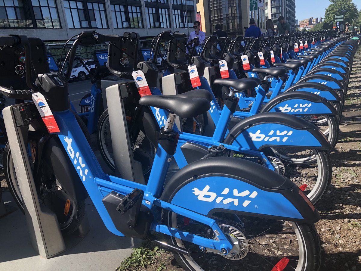 schnobb's tweet photo. Une belle journée pour la mobilité durable. Après le lancement du #mouvementOrange ce matin voici les #bixis à assistance électrique! Bravo @BIXImontreal https://t.co/ICEEhOYzf8