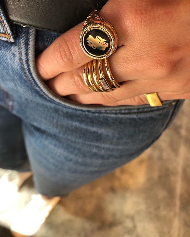 InDetailLondon's tweet photo. Rings and tings. Bank holiday style feat @stephenwebsterjewellery @vramjewelry @dinakamaldk01 https://t.co/7RPU3FRuNK https://t.co/WNPjMDET13