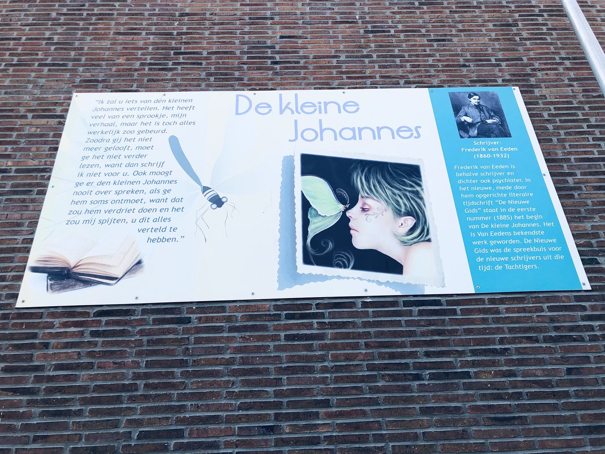 TjaarddeVries's tweet photo. Aandacht voor literatuur in @goudapoeziestad #winterdijk https://t.co/iD4ZYiM37N
