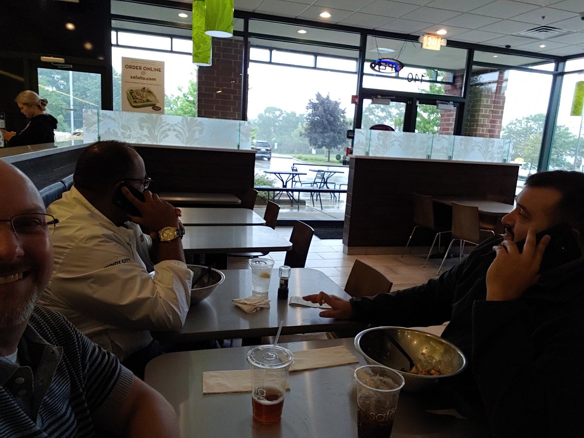 CoachBLong's tweet photo. This is how lunches go when meeting with DMs. #HandleYourBusiness #ConstantCommunication #HereToWin #DelightingCustomers
@AngelGomez143 @drichardsonMN https://t.co/7LADwZt5ff