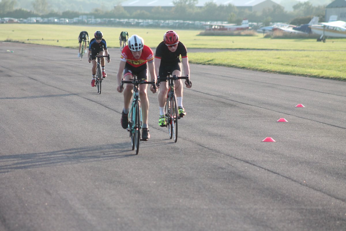 D_White_Coach's tweet photo. #Bike #skills #training session this evening #cornering #deadturns #lotslearnt #Triathlon
Well done to all #Focused #progress https://t.co/cvDd4BfZXv