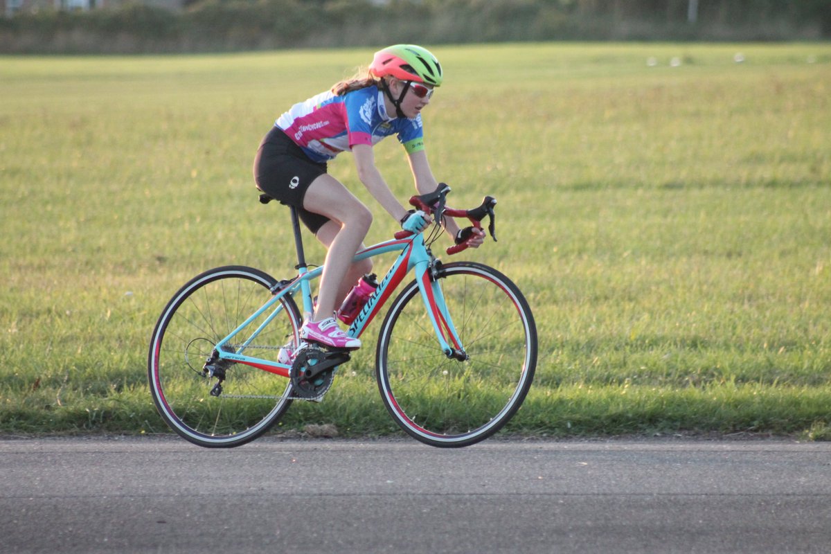 D_White_Coach's tweet photo. #Bike #skills #training session this evening #cornering #deadturns #lotslearnt #Triathlon
Well done to all #Focused #progress https://t.co/cvDd4BfZXv