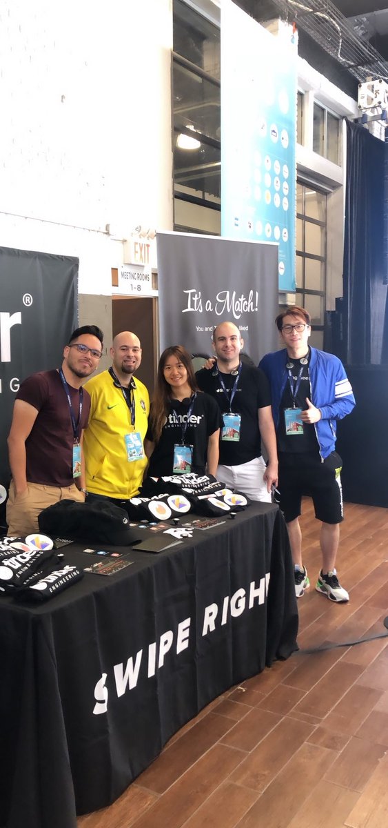 TinderEng's tweet photo. Our Android Engineers are at @droidconNYC eager to share all the exciting work we've been doing at Tinder and all the great things to come. Come say hi 👋👋! #AndroidDev #DroidconNYC2019 https://t.co/MZSnXI5izz