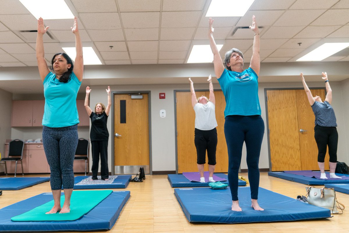 nb_parks's tweet image. #MotivationMonday Fitness activities such as yoga help you increase flexibility, improve muscle strength and tone and provide an energy boost! Get started today with our autumn lineup of group fitness classes! bit.ly/33vUzin
#FitForFall #MotivationMonday #Healthy