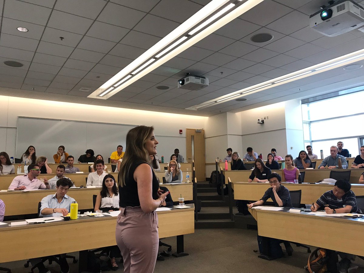OneMagnify's tweet photo. We presented our 3rd annual Personal Branding Workshop for @MichiganRoss Masters of Management students. We shared tools & tips designed to help amplify their individual skills and attributes by tapping into their values, passions, & more.
#OneMagnifyLife #UofMRoss #personalbrand https://t.co/M0NeR3hlsa