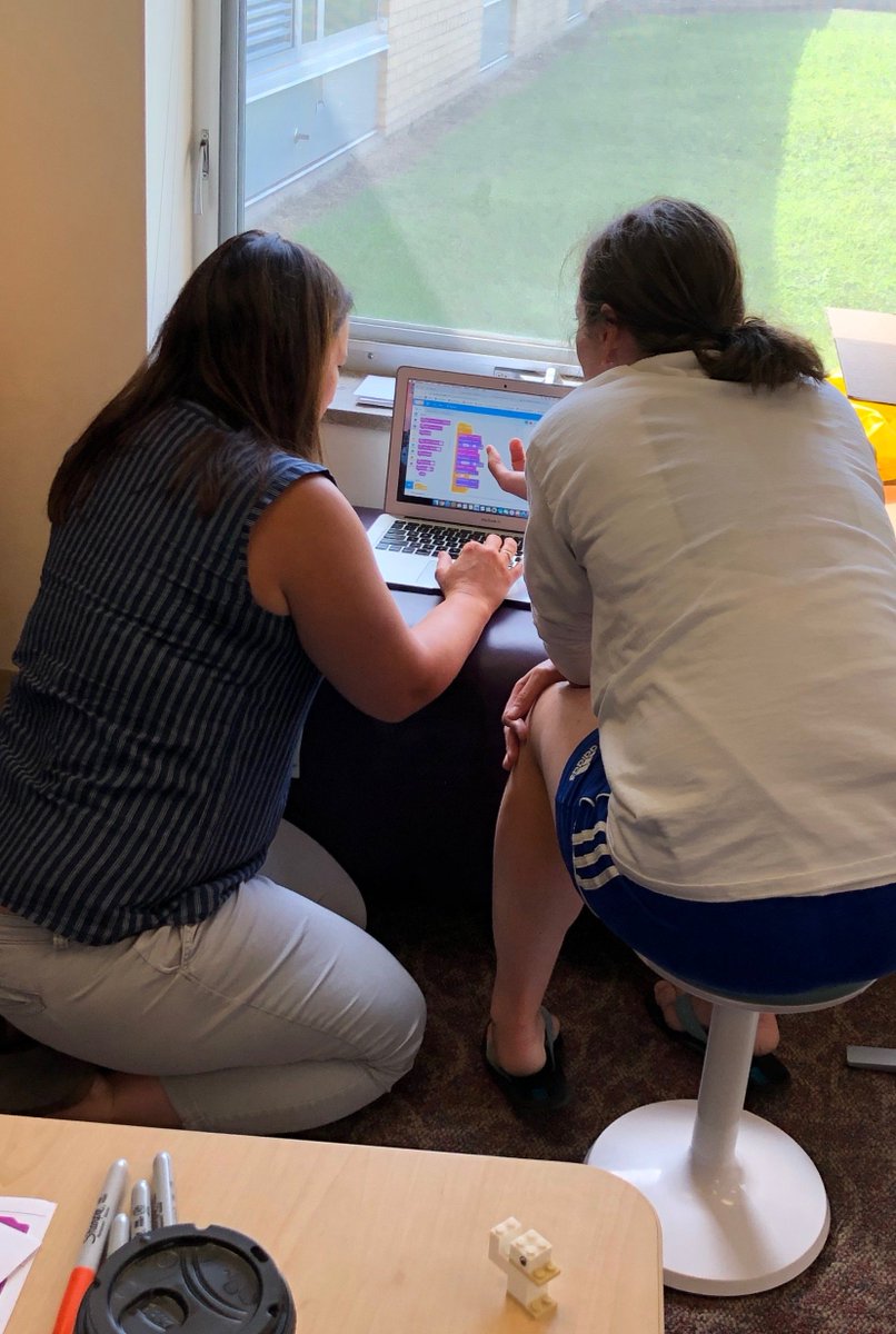 _ASchroeder_'s tweet photo. Check out the body language of teachers using #Scratch for the first time to witness the POWER OF PAIR PROGRAMMING #leanin #CSinBPS #thinkingfaces https://t.co/IVMaYQGZWe