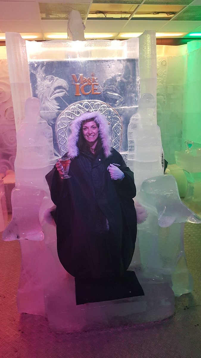 vickib745's tweet photo. Beautiful day in Bergen. Ice bar, Funicular railway. #ilovemyjob #freducational @the_cruise_club @TTNG_Manisha https://t.co/hECKfERIGT