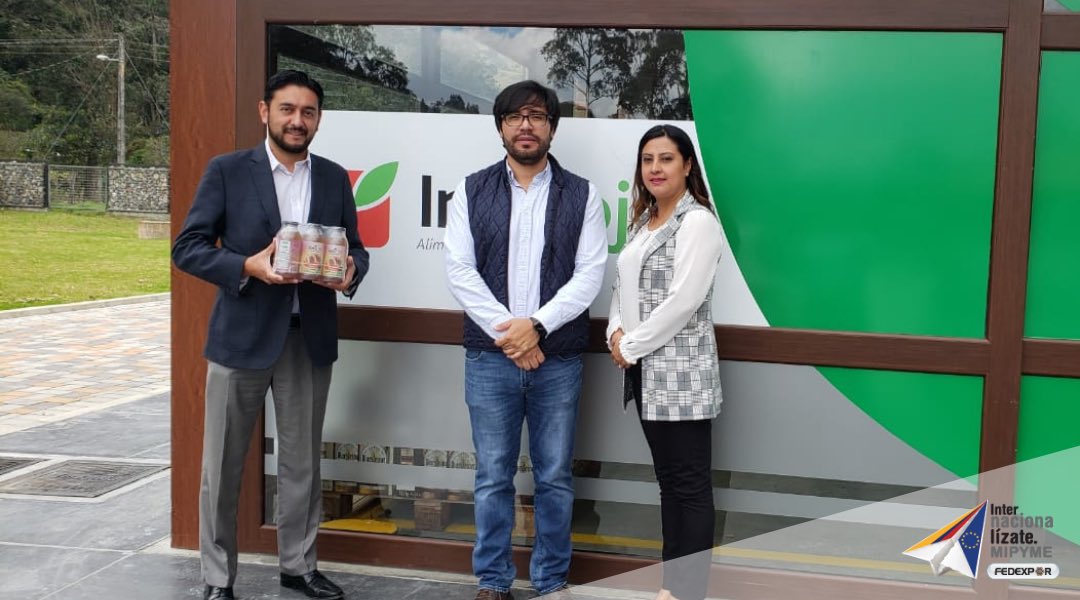 ProyectosFDX's tweet photo. Hoy realizamos una visita a la empresa #Induloja , beneficiaria del proyecto #Internacionalízate MIPYME. La empresa produce bebidas de hierbas aromáticas bajo la marca @Forestea_ con calidad de exportación. 🍃
@Fedexpor @UEenEcuador #EcuadorAEuropa 🇪🇨🇪🇺 https://t.co/MN2FR7jTcq
