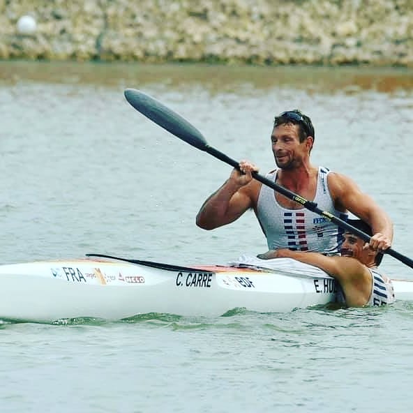 Détermination et plaisir!! Deux mots, deux kayakistes et toute une équipe pour nous accompagner.
ON THE ROAD TO TOKYO