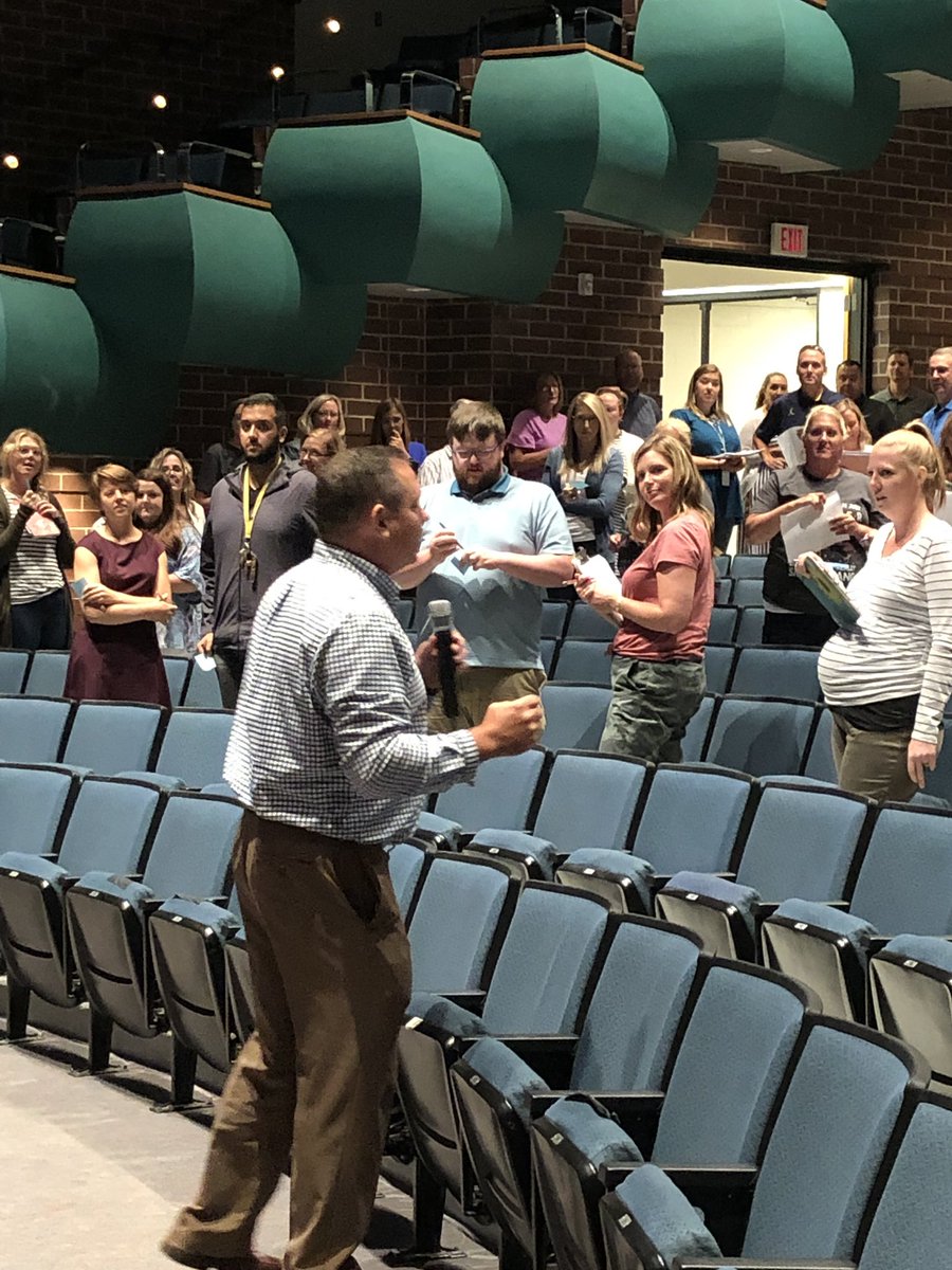 brandimendham's tweet image. Developing #CollectiveCommitments as a high school campus sharing what we want from each other to support ALL students @gregeding @JessKnoth @zeelandschools Proud this work is happening around the district implementing #atPLC learning!