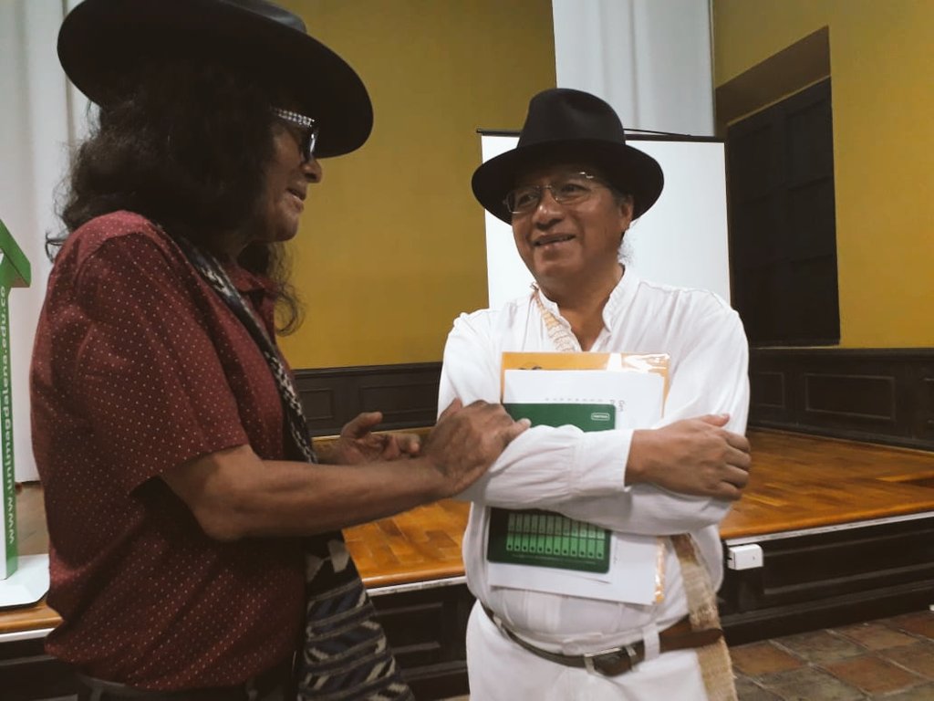 Oraloteca's tweet photo. Inicia la Conmemoración del año internacional de las Lenguas Indígenas, con la participación de: Ariruma Kowi, Esther Mendoza y José Gregorio Mojica. https://t.co/HRY5Ie3thy