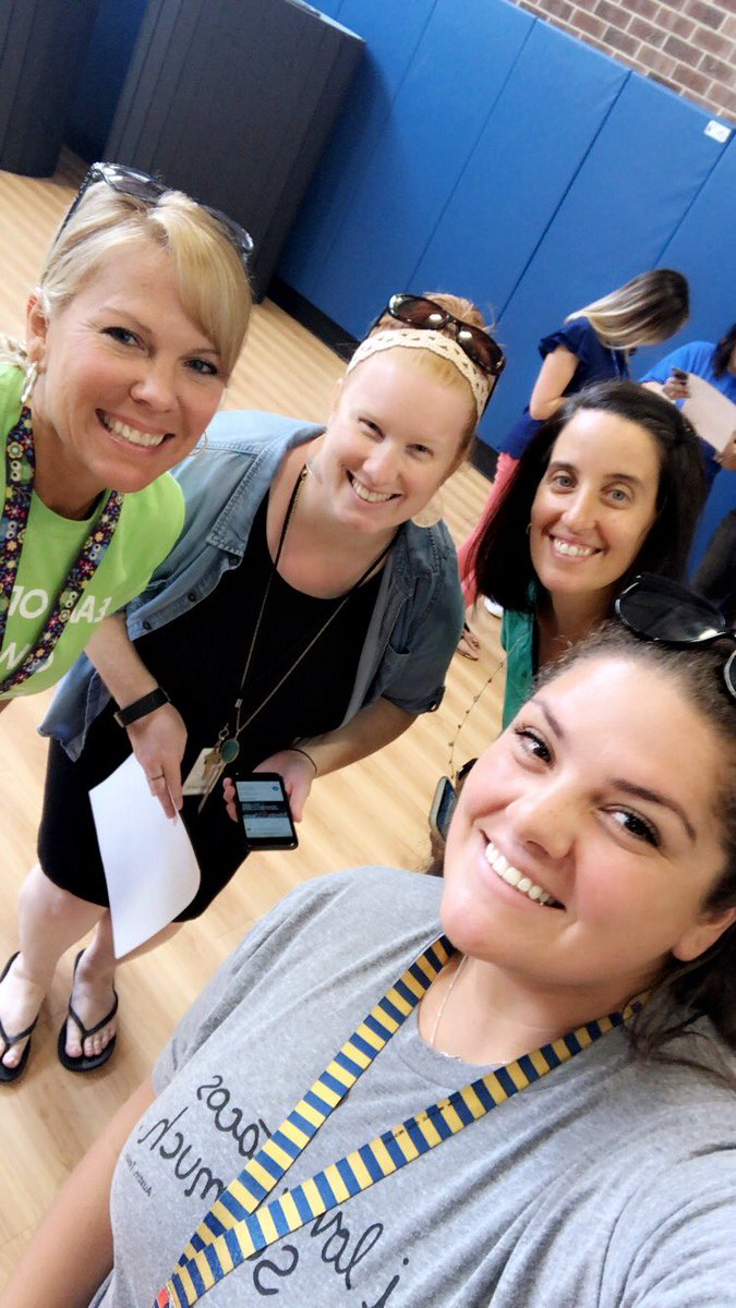 FuturesFirst's tweet image. Some lovely ladies from the first grade team!! #ocsstrong