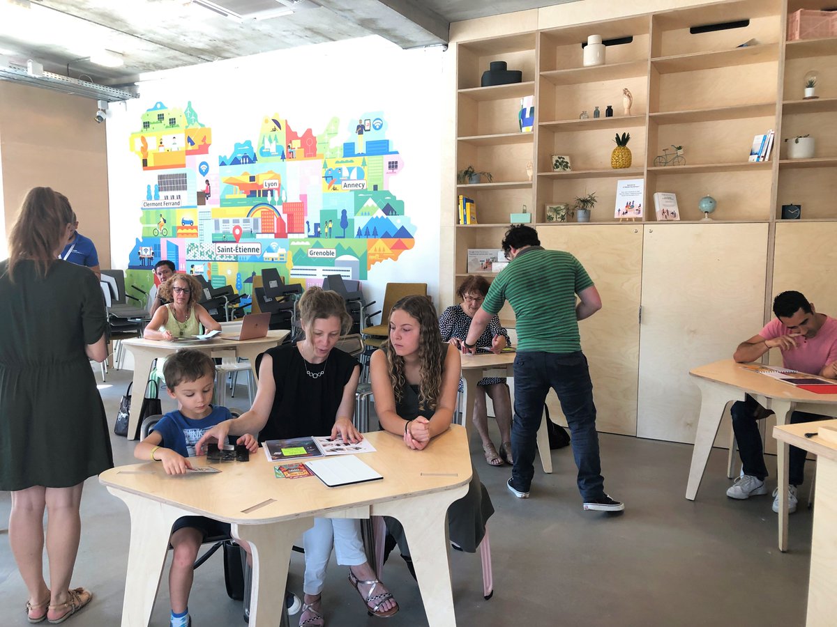 extrapage workshop this afternoon in <a href="/Google/">Google</a> digital workshops to discover the interactive book "Musicats".
Thanks to all our beta testers!