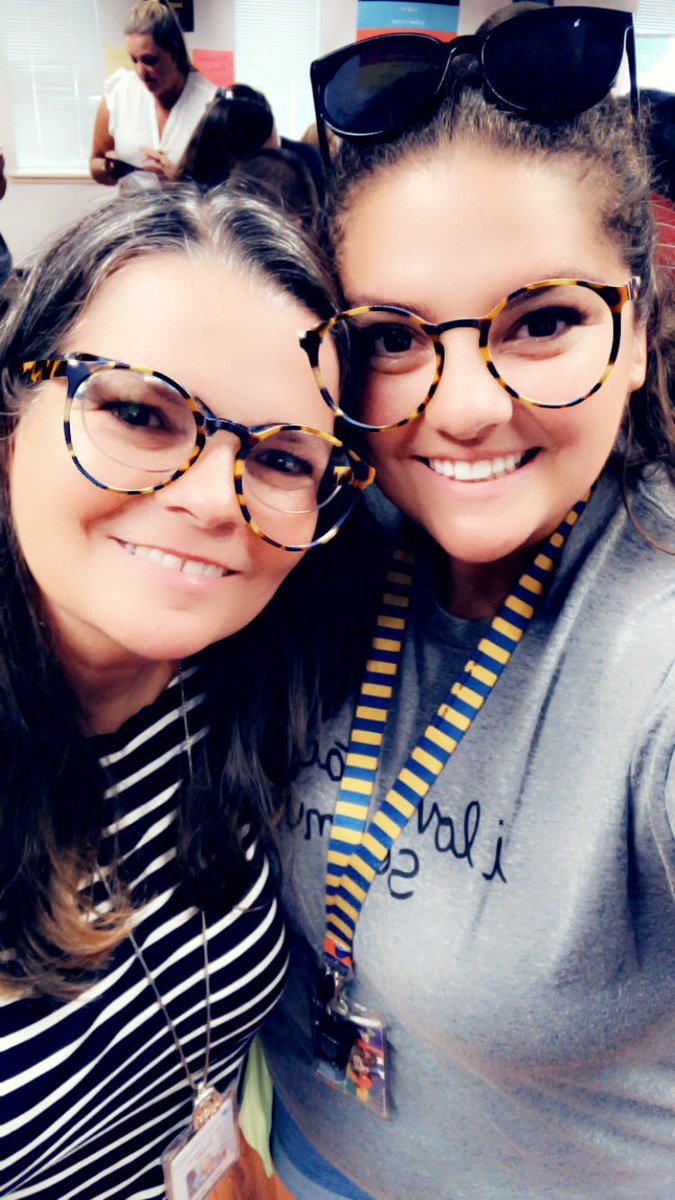 FuturesFirst's tweet image. I’m so excited my amazing mom is joining me at @OCSDelaware !! I more than admire this marvelous math teacher! #ocsstrong