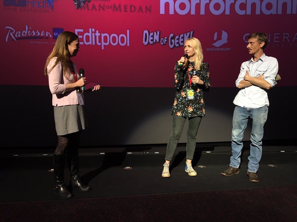 #TalesFromTheLodge Q&A time with director @snaxhanso and star MacKenzie Crook, hosted by @RosarellaFletch from @denofgeek at #ArrowFrightFest
