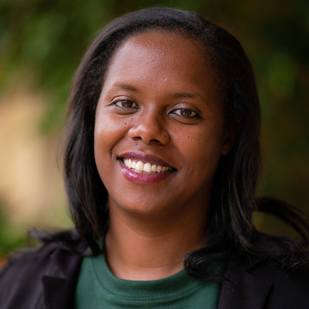SegalFoundation's tweet photo. Congratulations to our System Innovator Awardee, @solidisa, founder of our partner @SolidAfrica! From originally feeding five patients, Isabelle and her organization now feed 400 patients on a daily basis—accelerating their recovery and promoting dignity. #SFFrockstars #Segal2019 https://t.co/tgQ4mTeI1M