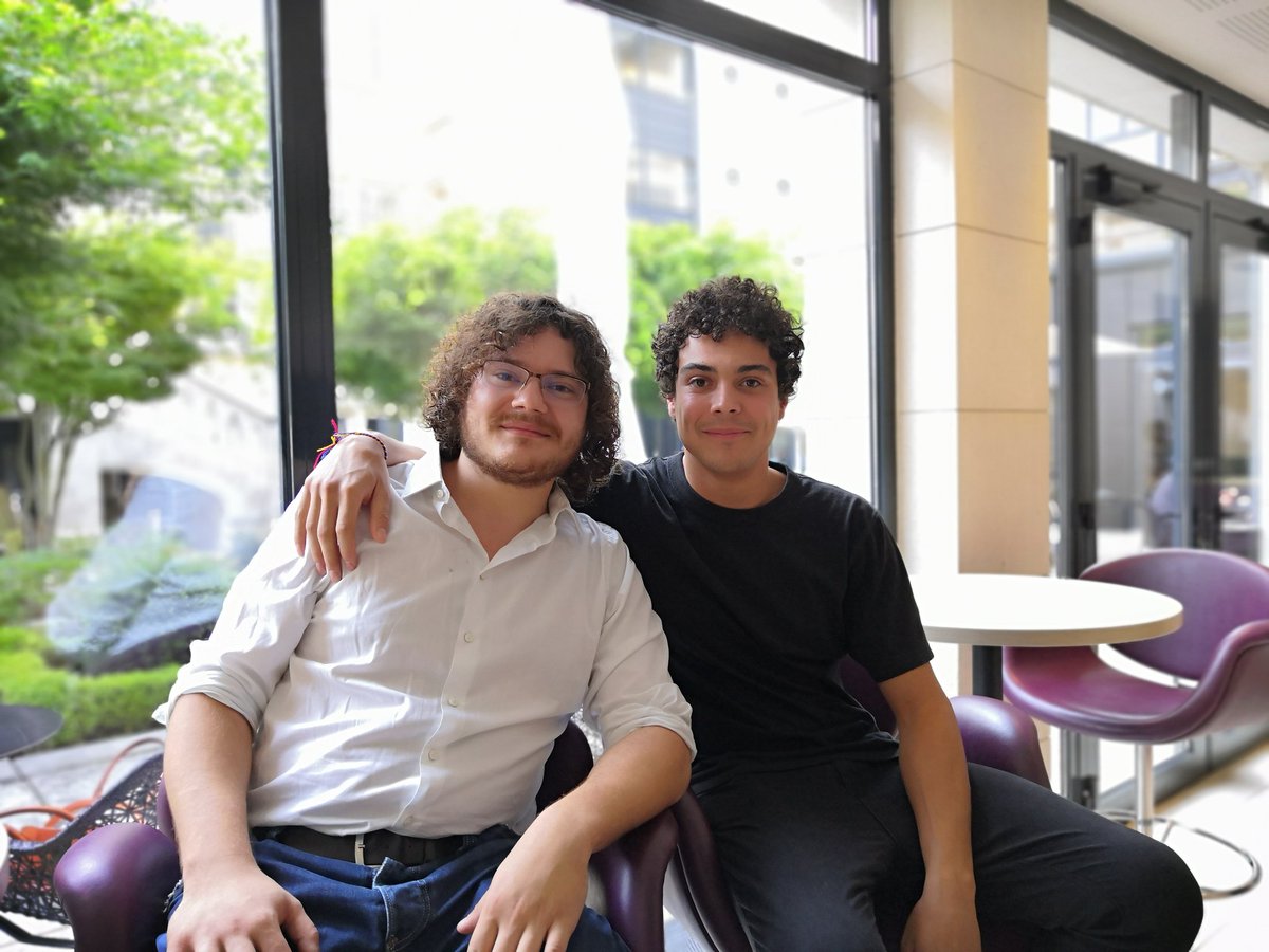 avrilalexandre's tweet photo. Les comédiens Anton Csaszar et Mickael Lumière viennent presenter ce soir à #Reims le film #LaVeriteSiJeMensLesDebuts
Séance a 20h au Gaumont de Thillois https://t.co/ZE8s1UJaak
