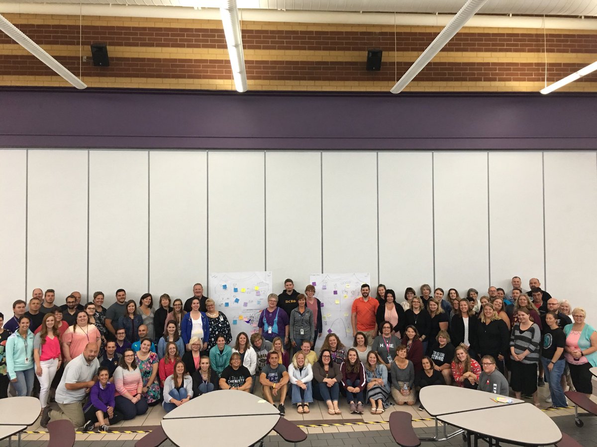 annettevanhook's tweet photo. Dodgeland uses PLC 2.0 tools to create a vision of a learner with Garth Larson. #wearedodgeland #firstedu https://t.co/XYyx6h2obt
