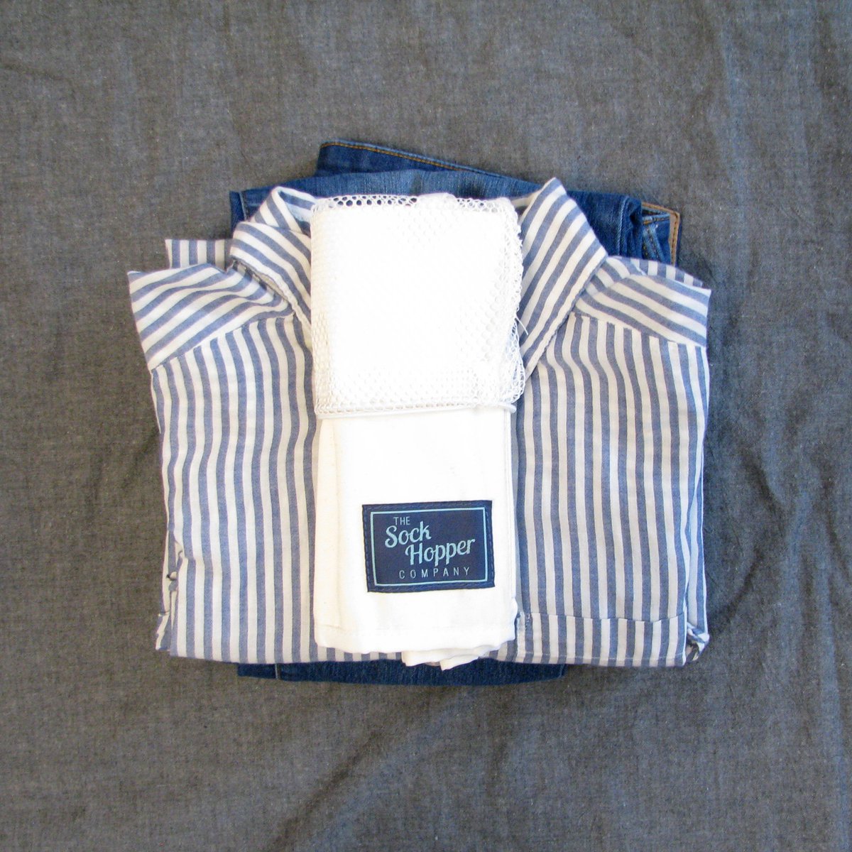 For scale, The Sock Hopper takes up very little space, so it's easy to pack it and bring it anywhere you go! Order yours today! Only 3 days left! 
kickstarter.com/projects/theso…
#TheSockHopper #Laundry #Socks #missingsocks #travel #picoftheday #backtoschool #giftideas #babygifts