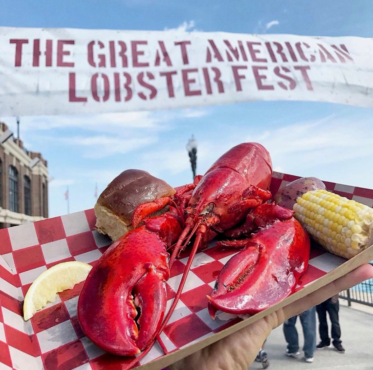 AstoriaTower's tweet photo. The Great American Lobster Fest returns to Navy Pier on Labor Day weekend! 🦐 Feast on live lobster flown in fresh from the East Coast, live music, and family-friendly games &amp; activities! Check out @americanlobsterfest on Instagram for more information and tickets. https://t.co/nQYk3ZuxGY