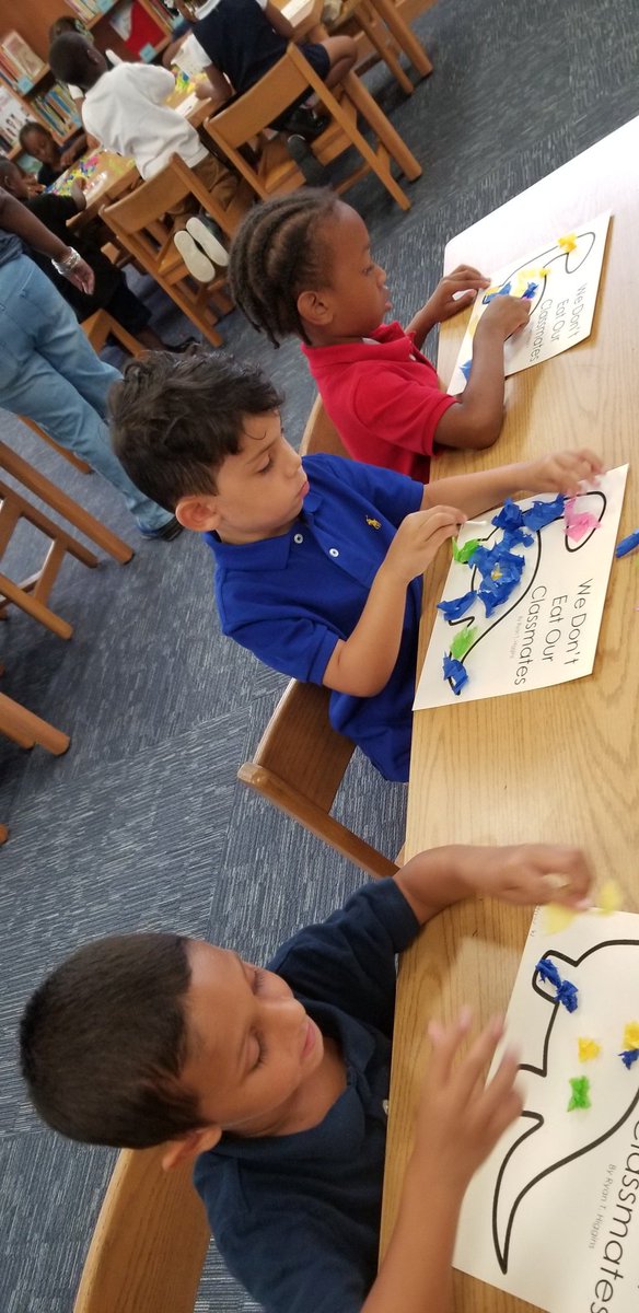 WESDaytonaMedia's tweet photo. Our VPK friends promise to never eat their classmates! #VCSMedia #SSYRAJr @WestsideVCS @DCopeland2014 @tdixon1972 @Schultzie728 https://t.co/XYy8C8FlRB
