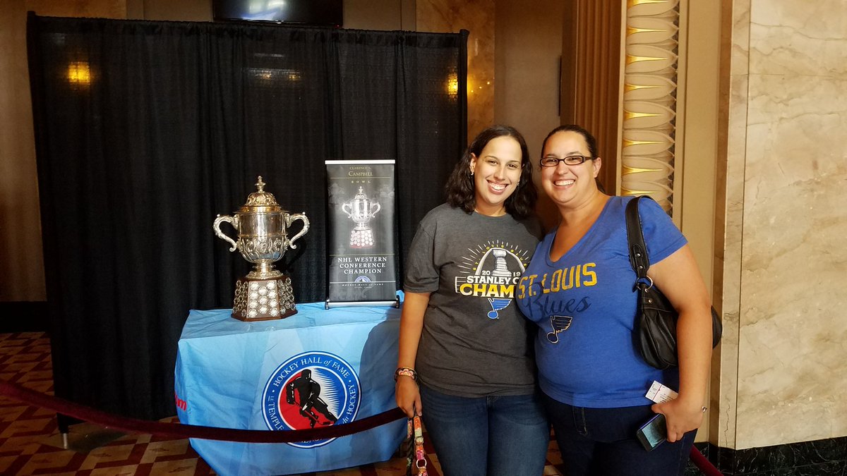 MrsSkubic's tweet photo. Thank you @StLouisBlues!  Being a @stlbluesSTH really paid off today! With @STLKatieK #StanleyCup #TeamSTL #PlayGloria #TastesLikePennies https://t.co/Zu1zStPH3k