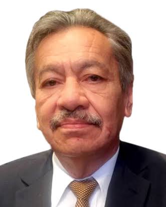 fernandomdas's tweet photo. #México
Aparte de ser comparsa del alcalde saqueador de @DurangoCap, ¿alguien sabe qué ha hecho por #Durango el "senador" @JuanQuinonez_?

@eliud_aguirre @Omarjaureguiram @NewDgo @carlosmedina61 @JuanMdelaPea @HijaCien @fcopereda @ernestoescobosa @Antonio_Fierro @heber_GH https://t.co/ZN14PNgY8j