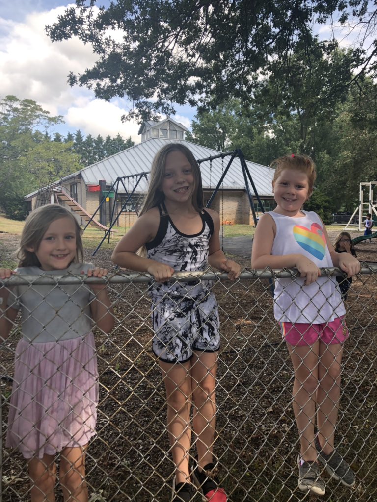 fcpswesinterve1's tweet photo. Connecting with kiddos #oneteamwes https://t.co/5De1J8JgES
