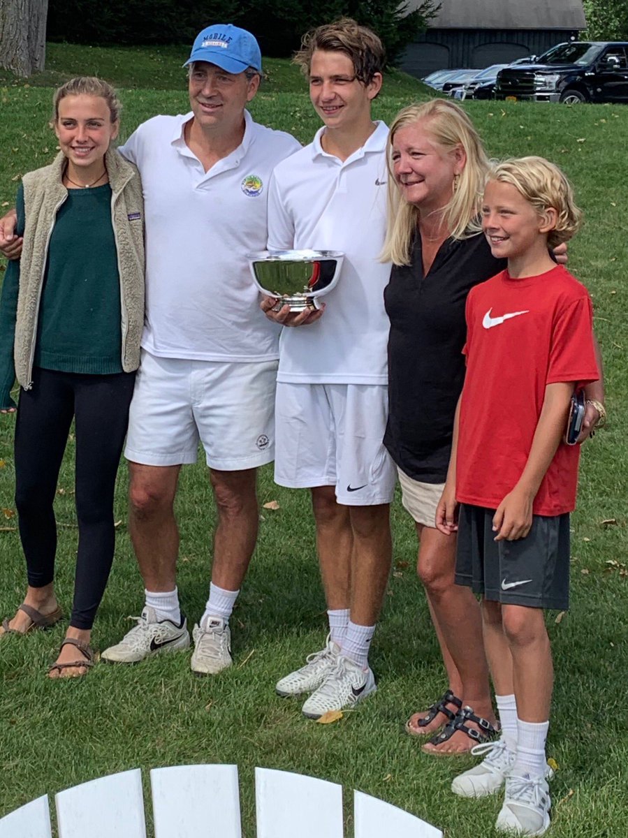 It’s a family thing ! ❤️🎾