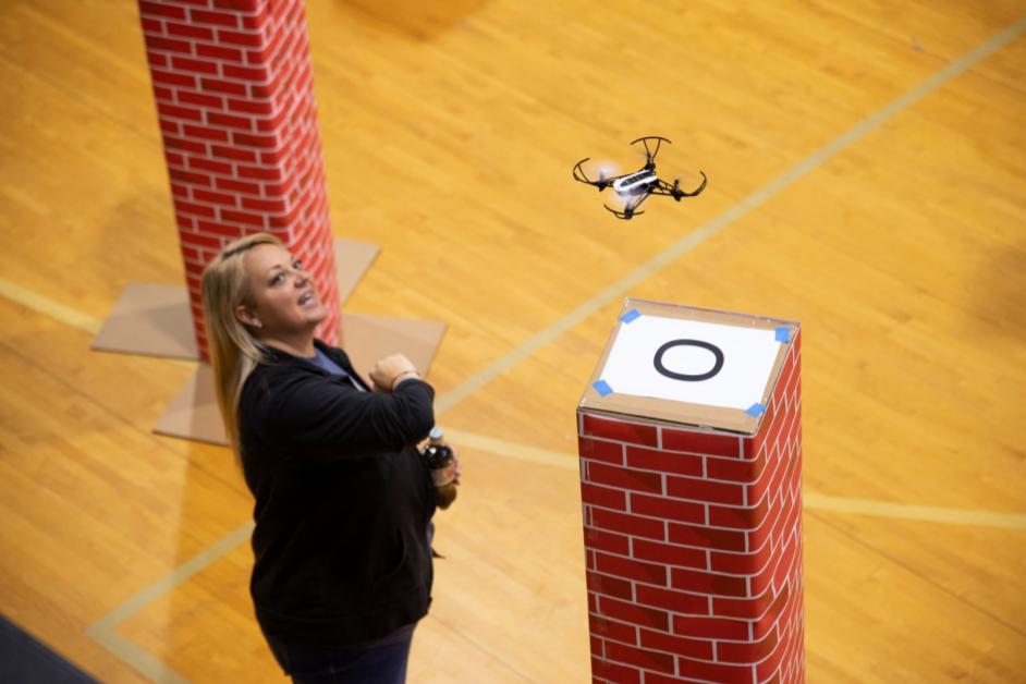 FTWRobotics's tweet photo. Our FPV Competition in action. In this comp, students race from tower to tower and use their FPV goggles to identify the letters on each, ultimately combing them to spell a word. Fastest to solve the problem wins.
#Competition #DroneComp #STEM #FTWRobotics #ParrotMambo https://t.co/CQ39uN0uPv